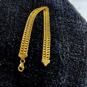 10k bracelet! Gorgeous soft and buttery!